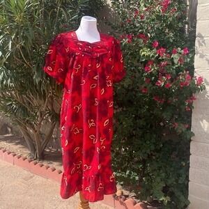 VTG Style Red Tropical Hibiscus Floral Muumuu Midi Dress Ruffle Hem Short Puff